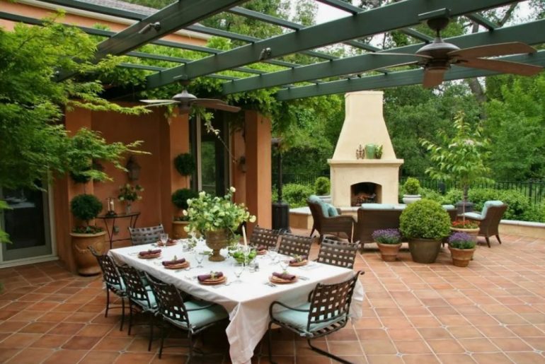 Как оформить террасу и зону барбекю на даче