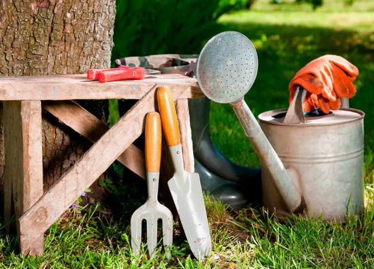 Топ-7 инструментов, без которых не обойтись на весенних работах